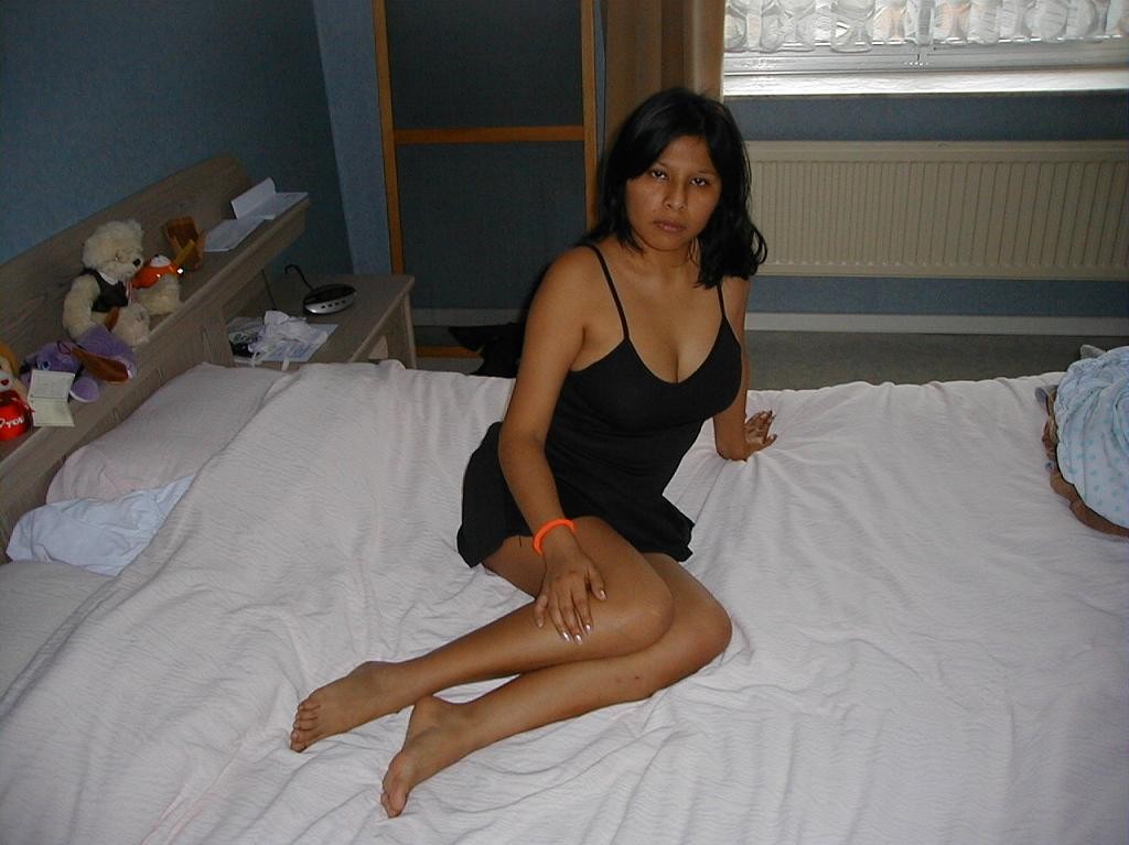 Pic gal 333. Juicy indian wife