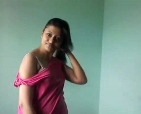 Vid gal 407. Horny lucknow college babe stripping naked